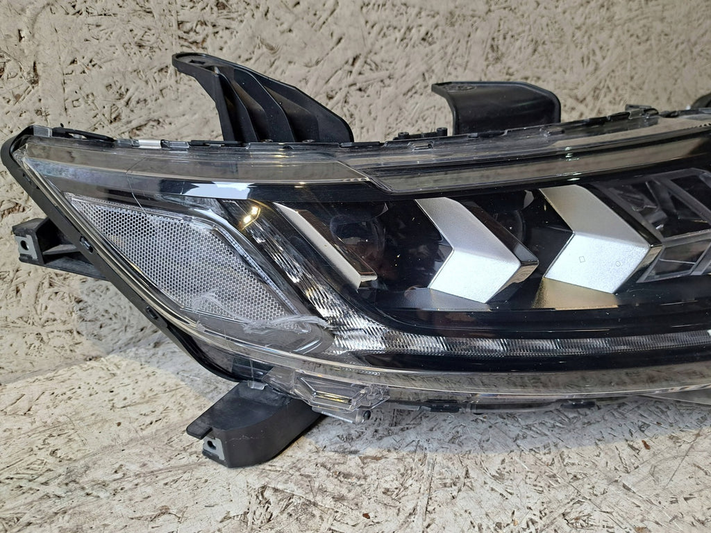 Frontscheinwerfer Mitsubishi Outlander III 8301D3-32 LED Rechts Headlight