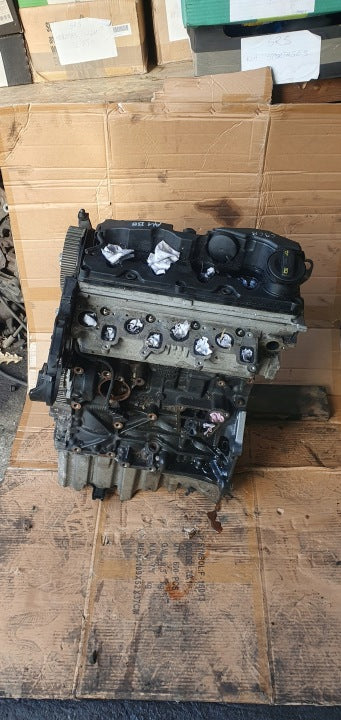 Motor Audi A4 B8 CJCB 2.0 TDI 136PS 100kW Diesel Engine Unkomplett MOT1354103673gx