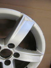 Laden Sie das Bild in den Galerie-Viewer, 1x Alufelge 16 Zoll 7.0&quot; 5x112 46ET Glanz Silber 8K0071496 Audi Rim Wheel