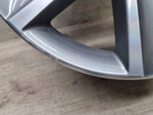 Laden Sie das Bild in den Galerie-Viewer, 1x Alufelge 17 Zoll 5x112 5M0601025A VW Golf Plus Rim Wheel FEL4286356899ws