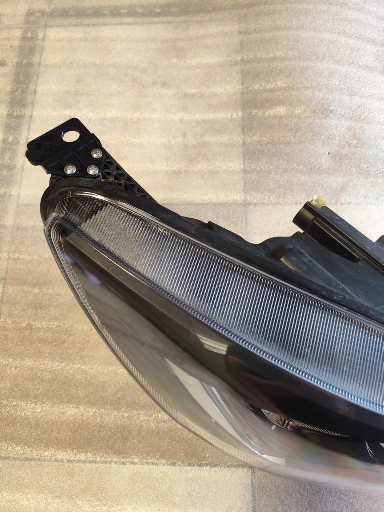 Frontscheinwerfer Ford NX7B-13E014-CD Rechts Scheinwerfer Headlight SCH9207675823zj