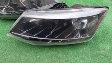 Load image into Gallery viewer, Frontscheinwerfer Skoda Fabia III 6V1941015B 6V1941016B Rechts oder Links
