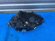 Laden Sie das Bild in den Galerie-Viewer, Frontscheinwerfer Mercedes-Benz Glc A2549062402 1003000Z Rechts Headlight SCH2933596306tw
