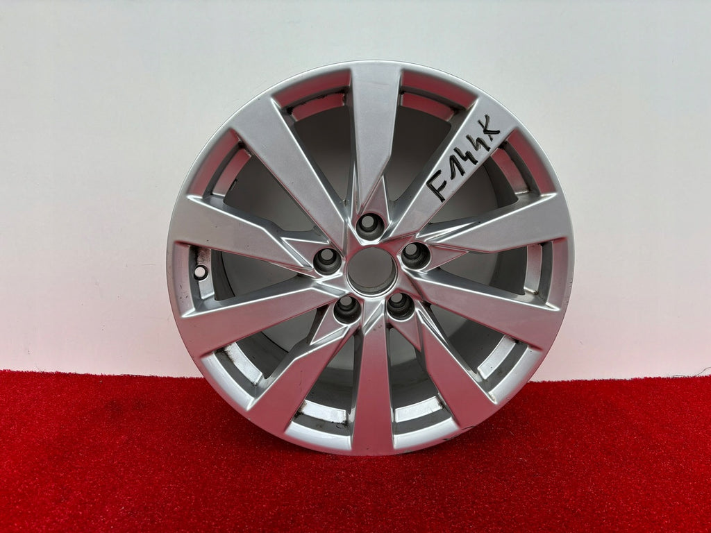 1x Alufelge 17 Zoll 7.5" 5x112 43ET 8V0601025DE Audi A3 Rim Wheel