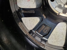 Load image into Gallery viewer, 1x Alufelge 16 Zoll 6.5" 4x108 38ET Glanz Silber 9847228980 Opel Corsa F FEL1384900847jn