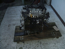 Load image into Gallery viewer, Motor Hyundai Kia I30 Ceed D4FB 1.6 CRDI 76TKm Diesel Engine Unkomplett MOT6692736356tr