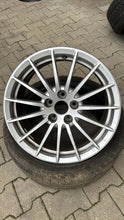 Load image into Gallery viewer, 1x Alufelge 17 Zoll 7.5&quot; 5x112 29ET Glanz Silber 8W0601025AE Audi Rim Wheel