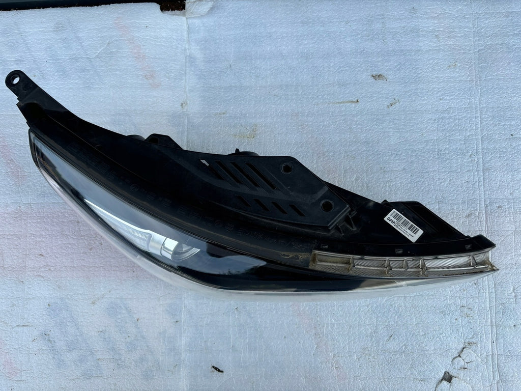 Frontscheinwerfer Hyundai I30 Fastback 92102-G4060 Ein Stück (Rechts oder Links) SCH4190597134cn