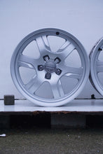 Laden Sie das Bild in den Galerie-Viewer, 4x Alufelge 17 Zoll 7.5" 5x112 28ET Glanz Silber 8T0601025B Audi A4 Rim Wheel FEL4636782446eq