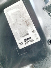 Laden Sie das Bild in den Galerie-Viewer, Frontscheinwerfer BMW 1 E81 E82 E87 7181282 Xenon Rechts Scheinwerfer Headlight