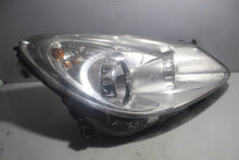 Laden Sie das Bild in den Galerie-Viewer, Frontscheinwerfer Opel Corsa D 89313309 Rechts Scheinwerfer Headlight