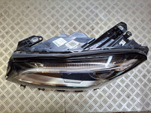 Laden Sie das Bild in den Galerie-Viewer, Frontscheinwerfer Mercedes-Benz Gla A1569066900KOD LED Links Headlight SCH8253980440ef