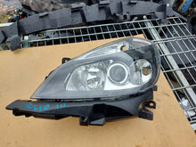 Laden Sie das Bild in den Galerie-Viewer, Frontscheinwerfer Renault Clio III 8200865607 Links Scheinwerfer Headlight SCH8447401026gv
