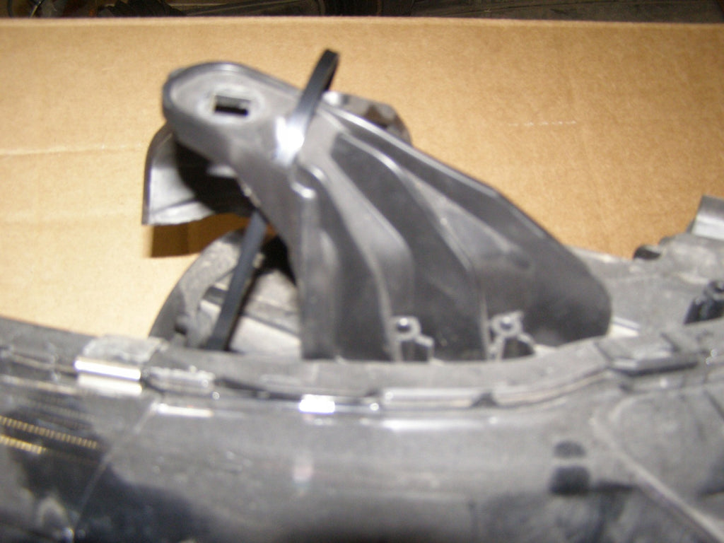 Frontscheinwerfer Mitsubishi Outlander III ECM921-22A20 LED Rechts Headlight