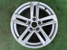 Laden Sie das Bild in den Galerie-Viewer, 1x Alufelge 17 Zoll 5x112 8W0601025P Audi A4 B9 Rim Wheel FEL2147238938oq