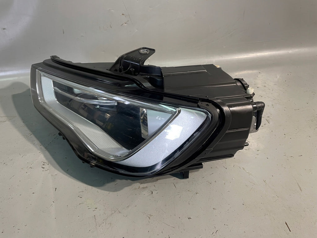Frontscheinwerfer Audi A3 8V0941005 Xenon Links Scheinwerfer Headlight SCH9946013606rh