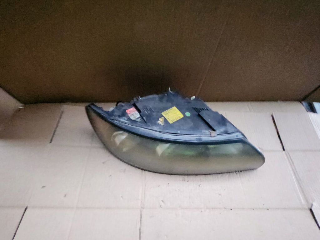 Frontscheinwerfer Volvo S40 V50 30678903 LED Rechts Scheinwerfer Headlight SCH8235373201tu