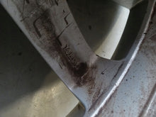 Laden Sie das Bild in den Galerie-Viewer, 1x Alufelge 17 Zoll 7.0" 5x112 49ET Glanz Silber 5G0601025BF VW Rim Wheel FEL1638693552ke