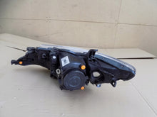 Laden Sie das Bild in den Galerie-Viewer, Frontscheinwerfer Toyota Auris 81110-02E21 8111002E21 Rechts Headlight SCH9439502749ti