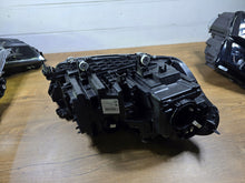 Laden Sie das Bild in den Galerie-Viewer, Frontscheinwerfer BMW X5 G05 G06 9481789-09 Laser Links Scheinwerfer Headlight SCH6024439439ex