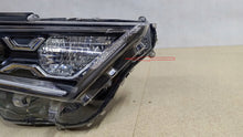 Laden Sie das Bild in den Galerie-Viewer, Frontscheinwerfer Toyota Rav 4 81145-42A33 LED Rechts Scheinwerfer Headlight