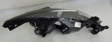 Laden Sie das Bild in den Galerie-Viewer, Frontscheinwerfer Mazda 3 BHR151040 Ein Stück (Rechts oder Links) Headlight SCH3625308927zu