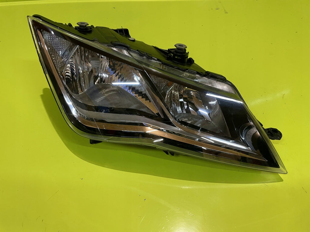 Frontscheinwerfer Seat Leon 90044560 Rechts Scheinwerfer Headlight SCH5053632994dq
