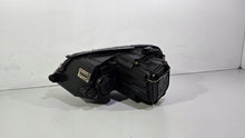 Laden Sie das Bild in den Galerie-Viewer, Frontscheinwerfer VW Eos 198239186434 Rechts Scheinwerfer Headlight SCH3042000270kv