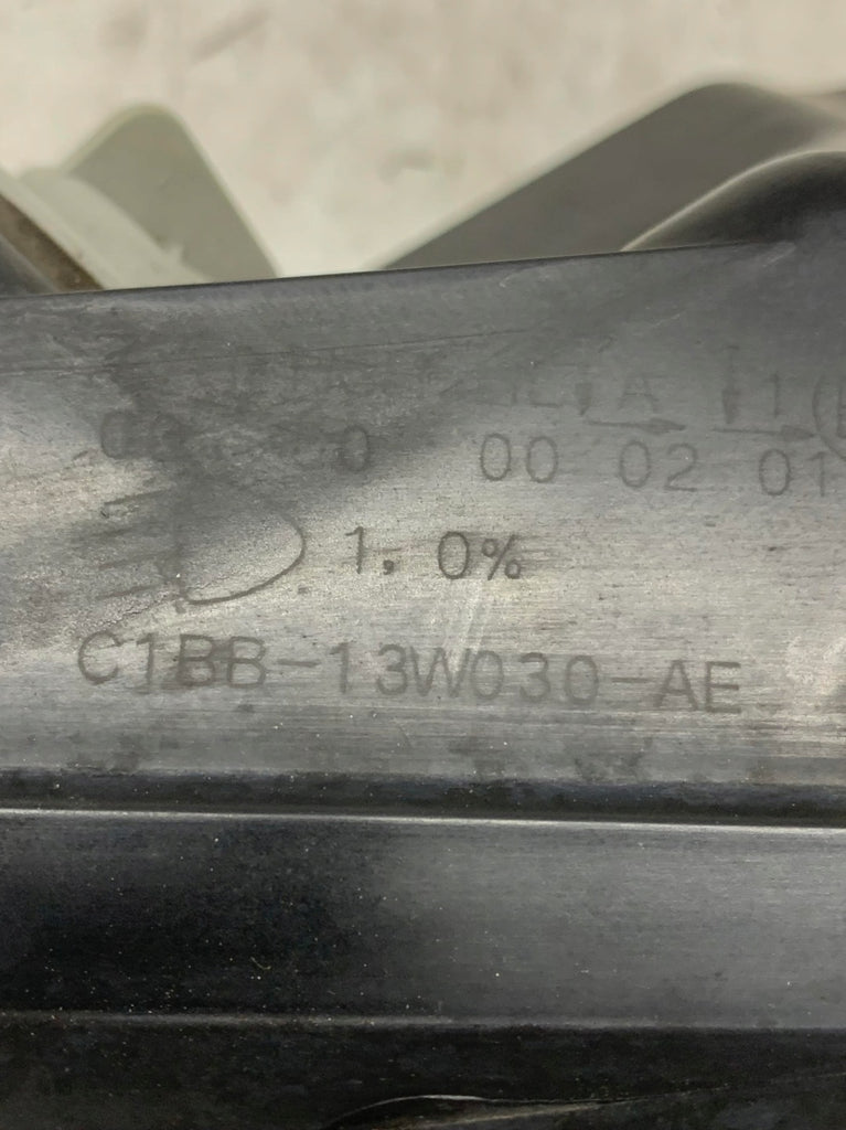 Frontscheinwerfer Ford Fiesta I C1BB-13W030-AE Ein Stück (Rechts oder Links) SCH1949554392bj