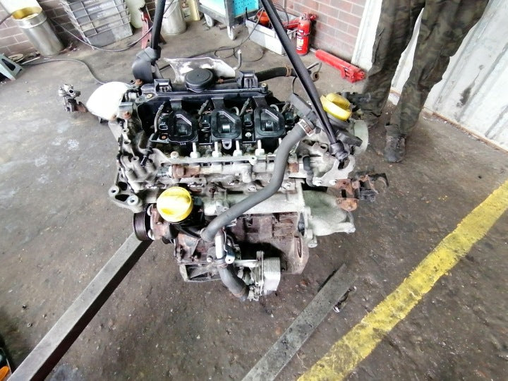 Motor Ford Opel Vivaro M9R786 2.0 CDTI 84kW 2010 Diesel Engine Unkomplett MOT2815927081kr