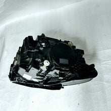 Laden Sie das Bild in den Galerie-Viewer, Frontscheinwerfer Mercedes-Benz A2479061304 Full LED Links Headlight SCH9016769371is