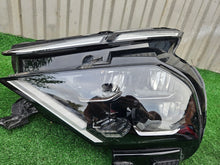 Laden Sie das Bild in den Galerie-Viewer, Frontscheinwerfer Citroën C4 III 9830649480 Full LED Links Headlight