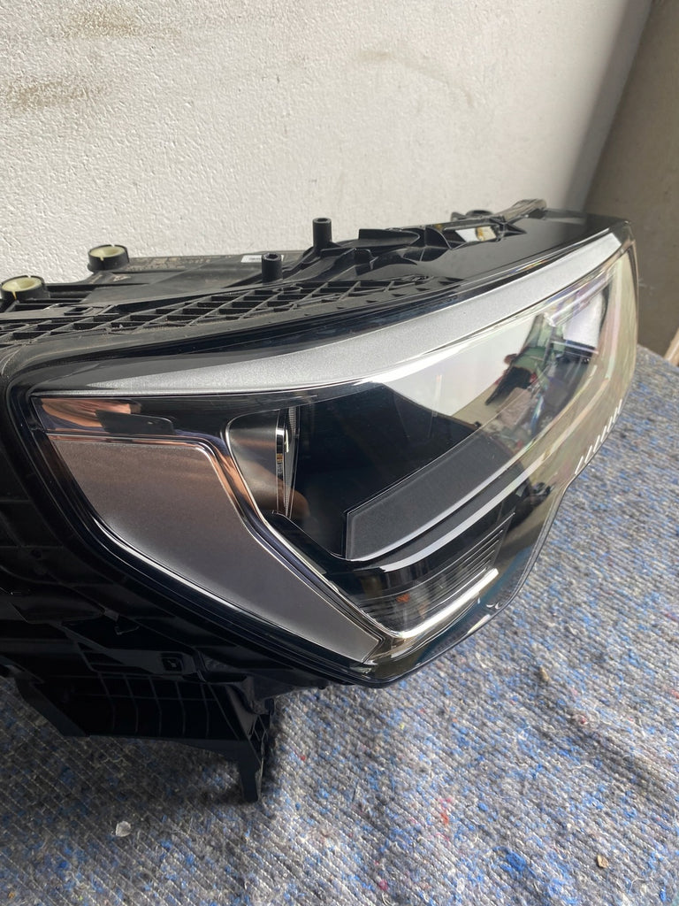 Frontscheinwerfer Audi Q3 83A941012 LED Rechts Scheinwerfer Headlight