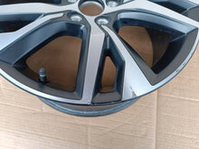 Laden Sie das Bild in den Galerie-Viewer, 1x Alufelge 18 Zoll 8.0&quot; 5x108 42ET 31471482 Volvo Rim Wheel