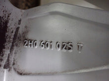 Load image into Gallery viewer, 1x Alufelge 17 Zoll 8.0" 5x120 Glanz Silber 2H0601025T VW Amarok Rim Wheel FEL9424549121aw
