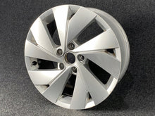 Laden Sie das Bild in den Galerie-Viewer, 1x Alufelge 17 Zoll 7.5" 5x112 51ET 5H0601025C VW Golf Viii Rim Wheel FEL4844027106bs
