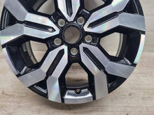 Laden Sie das Bild in den Galerie-Viewer, 1x Alufelge 17 Zoll 403005180R Dacia Duster Rim Wheel FEL8249497872yk