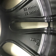 Laden Sie das Bild in den Galerie-Viewer, 1x Alufelge 16 Zoll 6.5&quot; 5x112 44ET A1774010000 Mercedes-Benz Rim Wheel