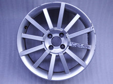 Laden Sie das Bild in den Galerie-Viewer, 1x Alufelge 17 Zoll 7.0" 4x98 41ET Glanz Silber 50900832 Fiat Punto Stilo Brava FEL1848353416oj