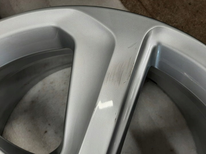 4x Alufelge 20 Zoll 8.5" 5x112 33ET Glanz Silber 8R0601025CJ Audi C7 A4 B8 FEL1295113583zw