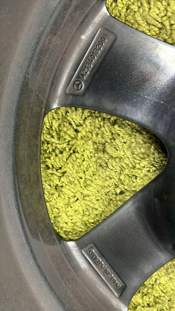 1x Alufelge 18 Zoll 8.0" 5x112 43ET Glanz Schwarz A2134013200 Mercedes-Benz W213 FEL4050359042on