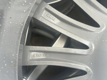 Load image into Gallery viewer, 4x Alufelge 19 Zoll 8.5" 5x112 25ET Glanz Silber 6861225 BMW G30 G01 G11 G12 G20 FEL7214526610ko