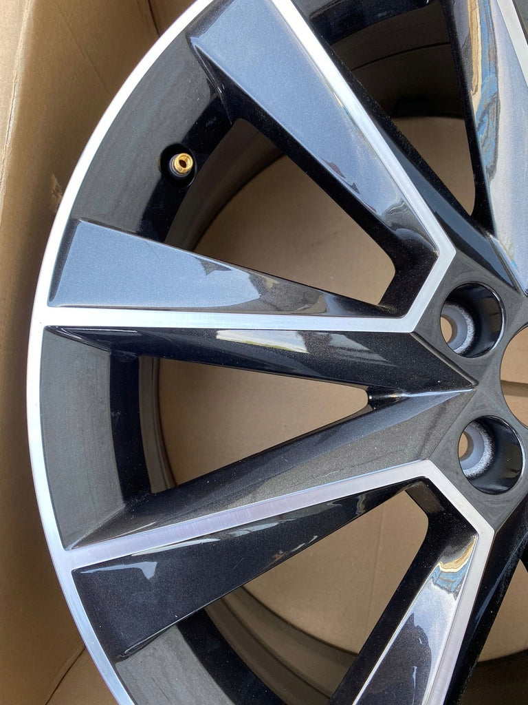 1x Alufelge 17 Zoll 7.0" 5x100 5JJ601025 Skoda Fabia Rapid Rim Wheel