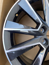 Laden Sie das Bild in den Galerie-Viewer, 1x Alufelge 17 Zoll 7.0&quot; 5x100 5JJ601025 Skoda Fabia Rapid Rim Wheel