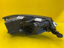 Laden Sie das Bild in den Galerie-Viewer, Frontscheinwerfer Skoda Fabia III 6V1941015E LED Links Scheinwerfer Headlight