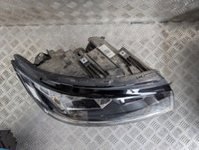 Laden Sie das Bild in den Galerie-Viewer, Frontscheinwerfer VW Transporter 7L1941006B Rechts Scheinwerfer Headlight