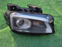 Load image into Gallery viewer, Frontscheinwerfer Hyundai Kona 92102-J9100 LED Rechts Scheinwerfer Headlight SCH3878068948mv