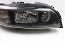 Laden Sie das Bild in den Galerie-Viewer, Frontscheinwerfer Volvo V70 II S60 I 30655906 89008798 Xenon Rechts Headlight
