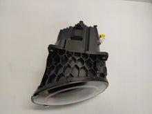 Laden Sie das Bild in den Galerie-Viewer, Frontscheinwerfer Mercedes-Benz W463 A4639067602 Rechts Scheinwerfer Headlight SCH5991897265dq