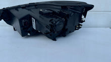 Laden Sie das Bild in den Galerie-Viewer, Frontscheinwerfer Seat Tarraco 5FJ941008H LED Rechts Scheinwerfer Headlight